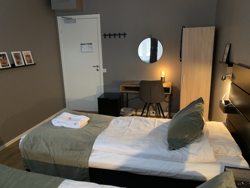 Basic Single Room photo 2