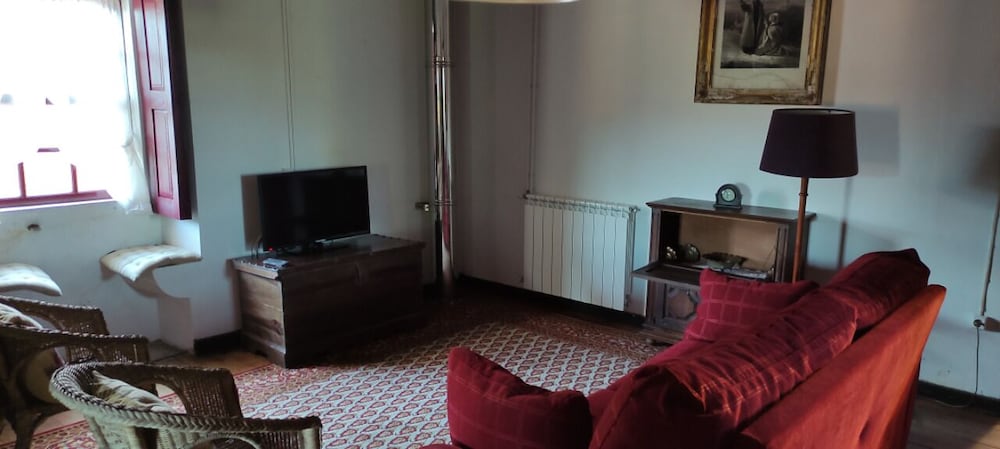 Traditional Cottage, 2 Bedrooms, Garden Area (CASA da ADEGA) photo 3