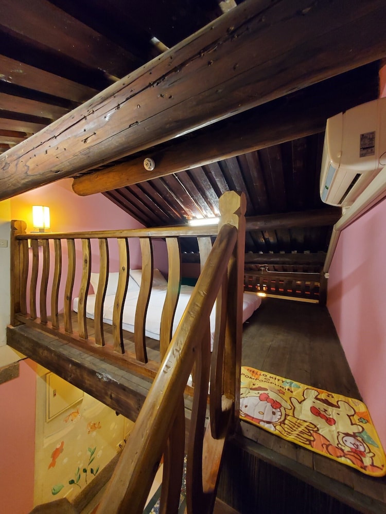 Family Quadruple Room - Photo 6