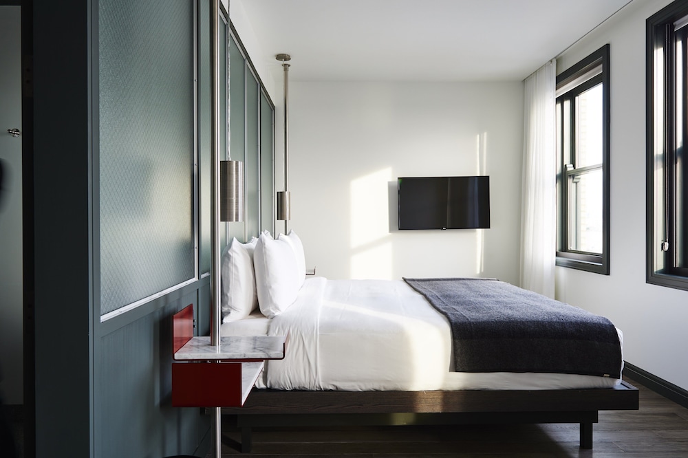 Standard Room, 1 King Bed, Accessible