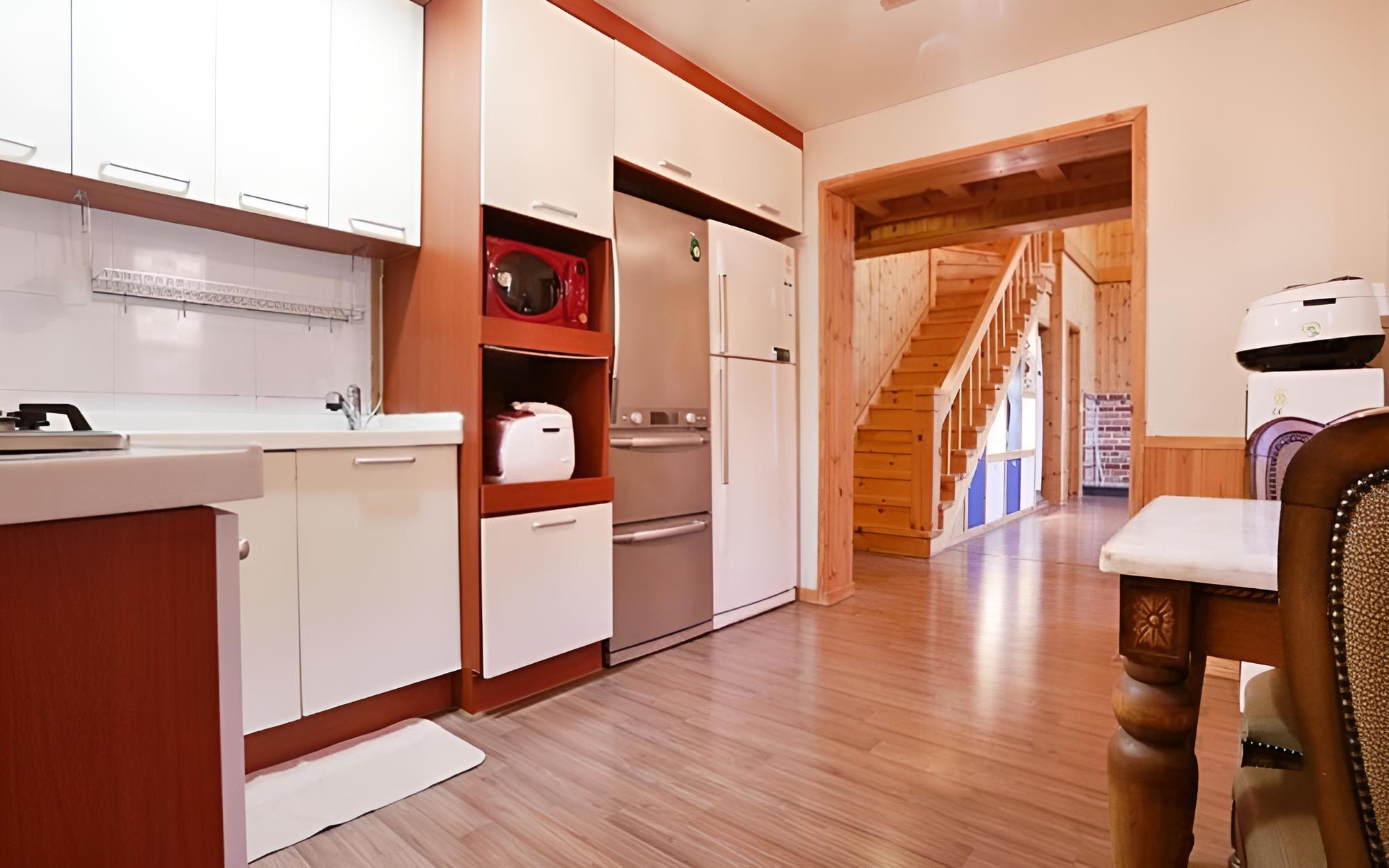 Room (Unshared House (Duplex)) photo 3