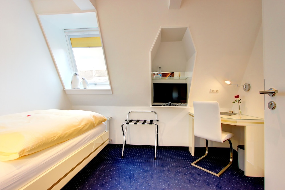 Comfort Single Room