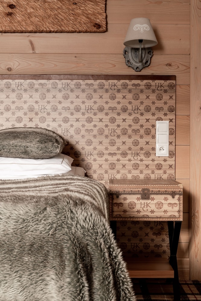 Aries Suite photo 3