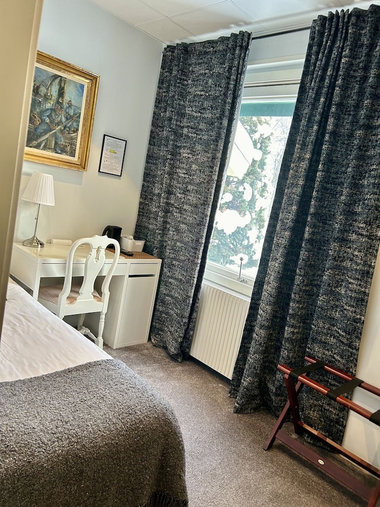 Standard Single Room, Non Smoking photo 2