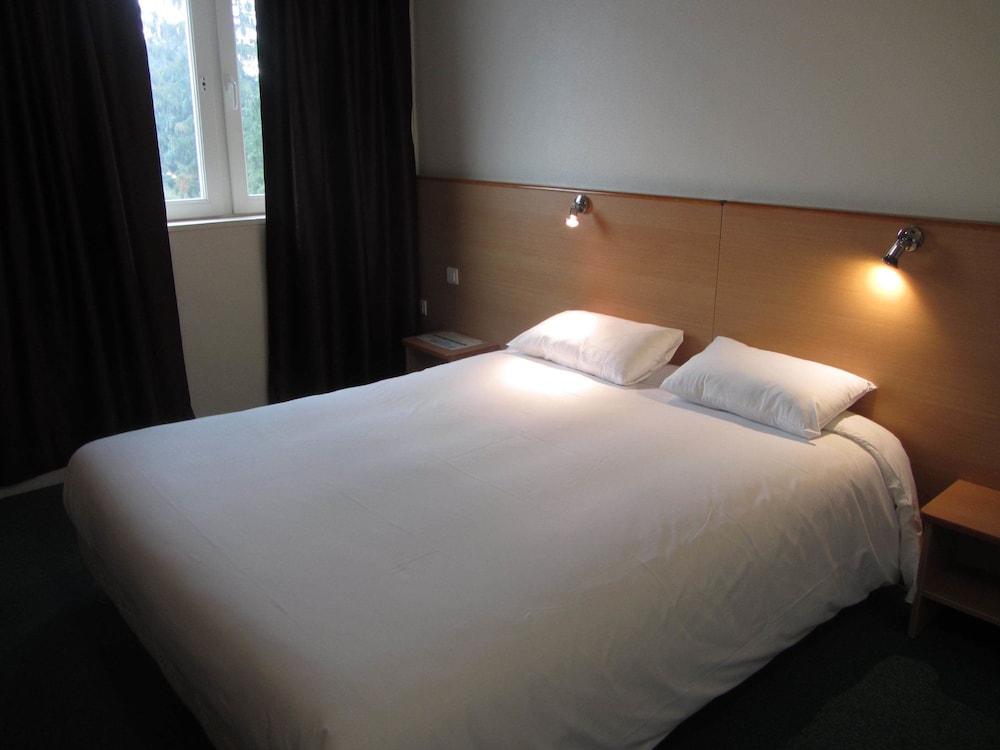 Superior Double Room, 1 Double Bed, Bathtub photo 2