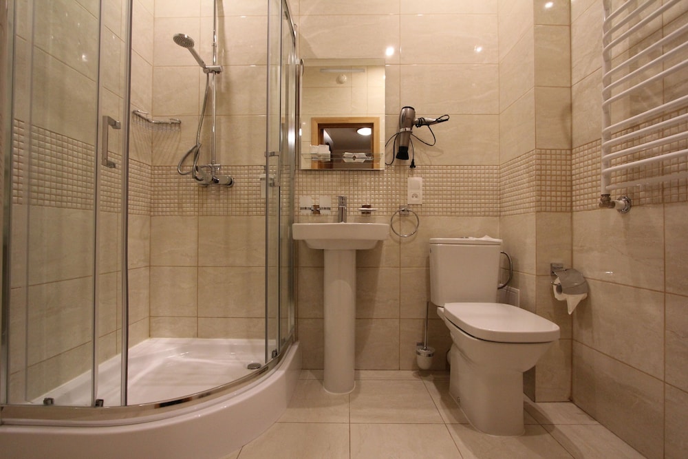 Standard Double or Twin Room photo 2