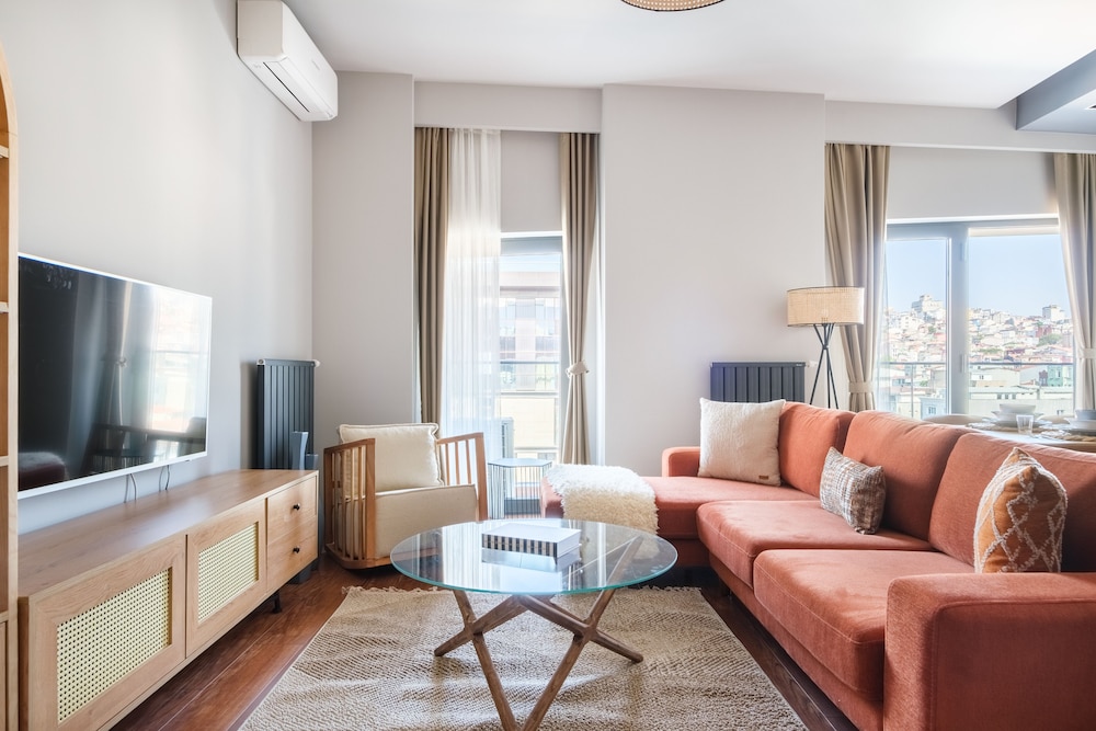 Design Apartment, 2 Bedrooms photo 1