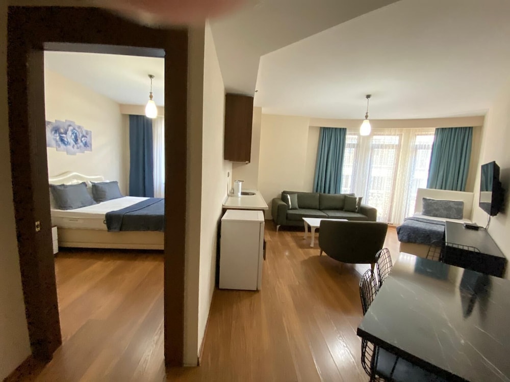Executive Room photo 3
