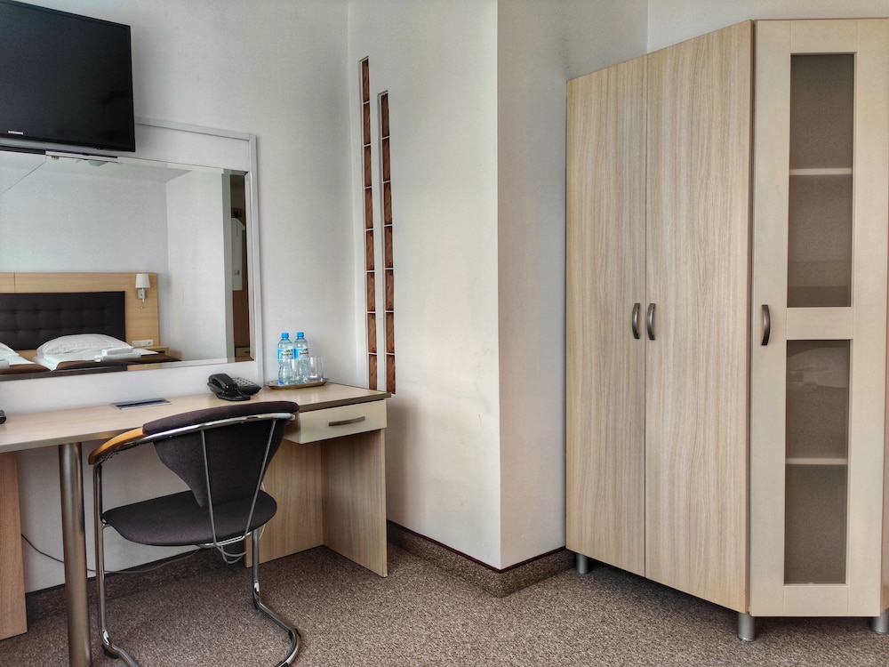 Standard Double Room photo 2