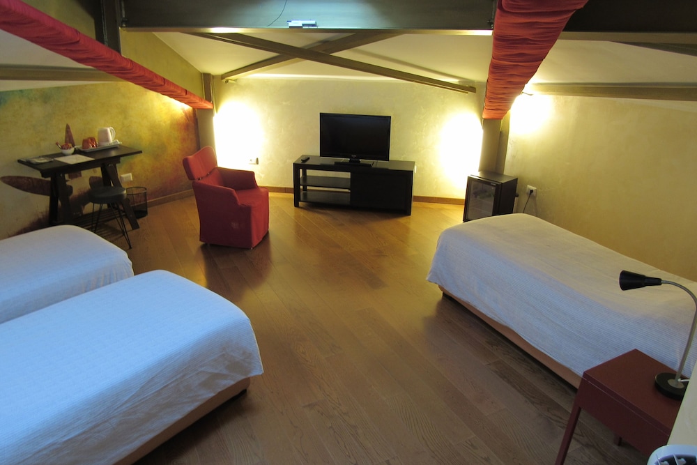 Comfort Triple Room (In Aereo)