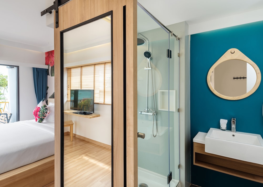 Deluxe Double Room, Ocean View (or Double Room with Ocean View) - Photo 3