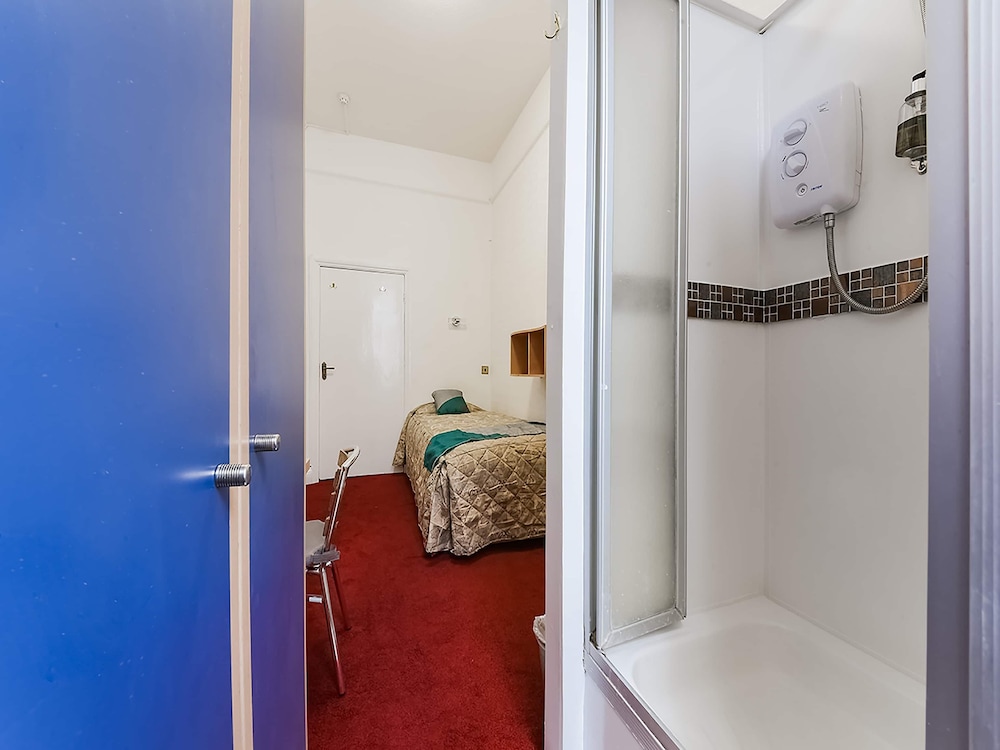 Standard Single Room, 1 Twin Bed (Shared) photo 3