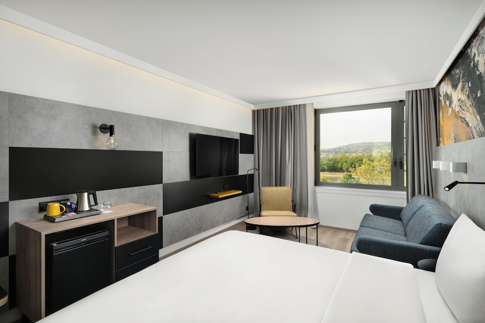 Junior Suite, River View