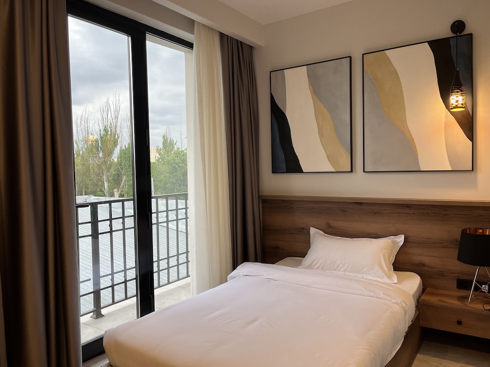 Comfort Single Room, City View photo 1