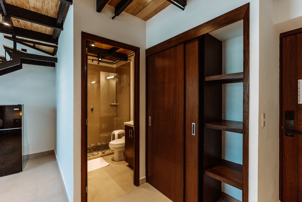 Luxury Loft, 2 Double Beds, Balcony - Photo 10
