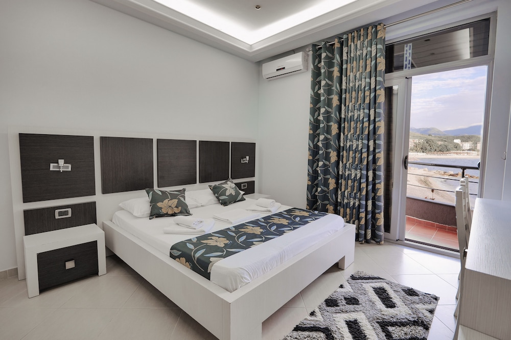 Double Room, Sea View photo 2
