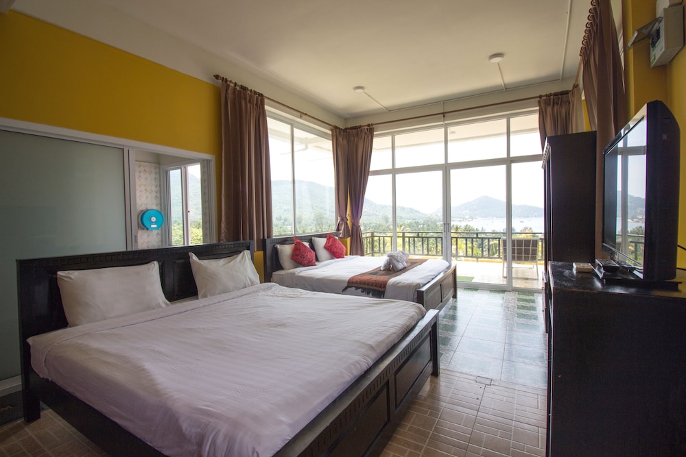 Family Room with Sea View photo 2