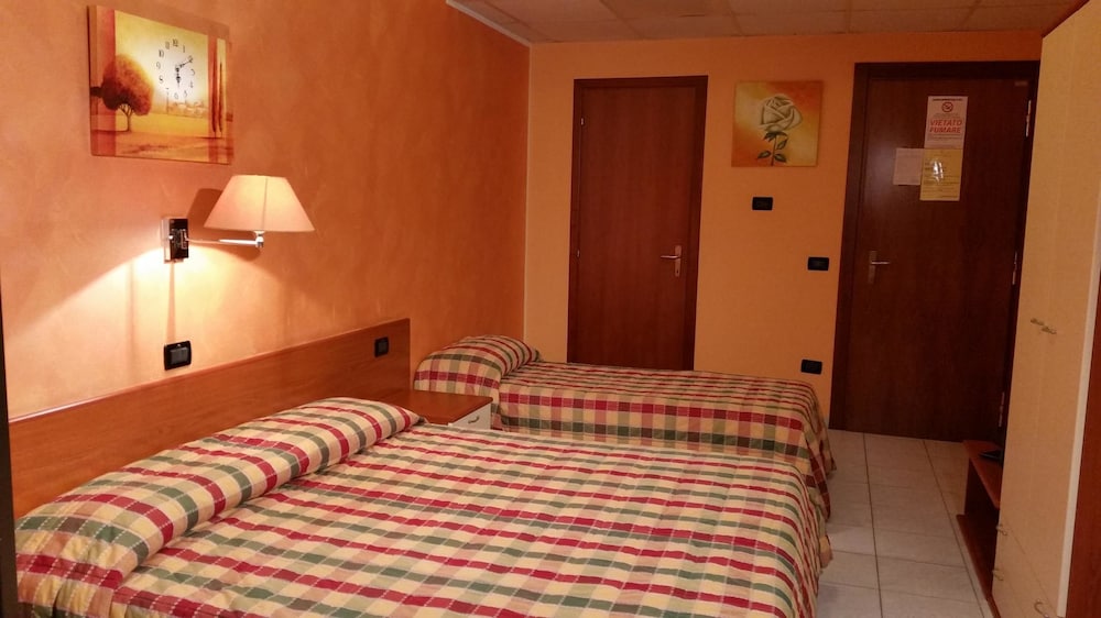 Triple Room - Photo 4