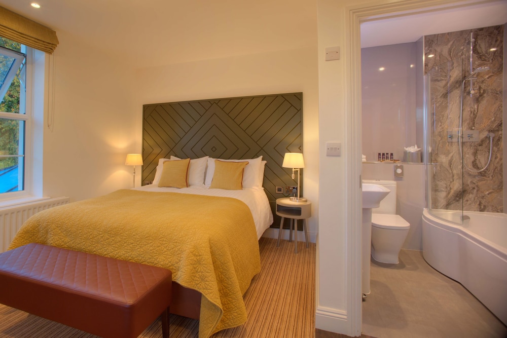 Classic Double Room, Ensuite - Photo 2