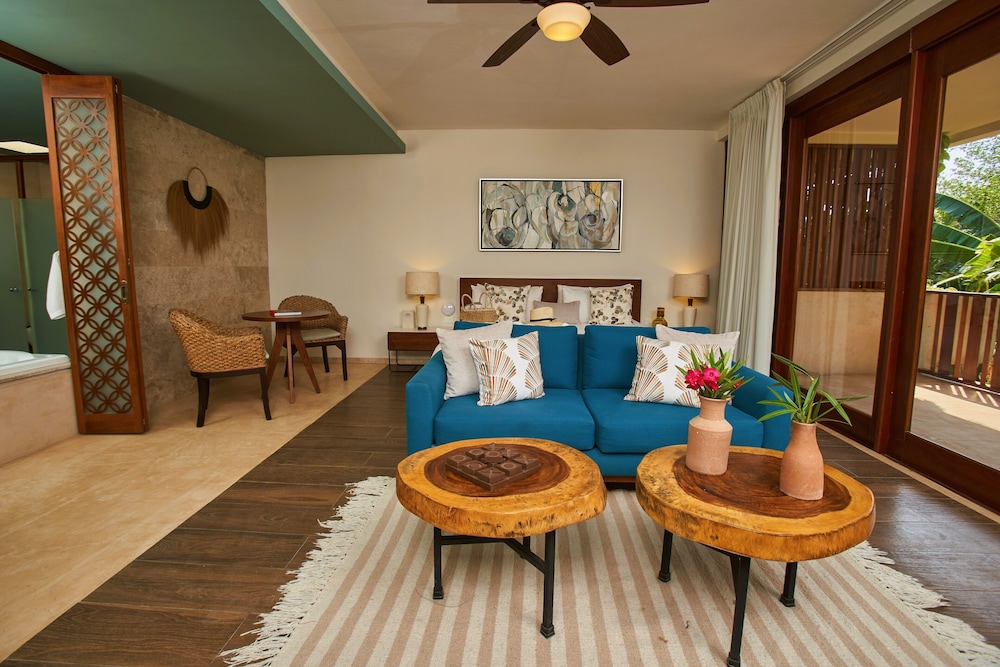 Superior Room, Balcony, Garden View photo 3
