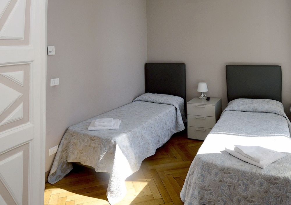 Double Room, 2 Twin Beds photo 1