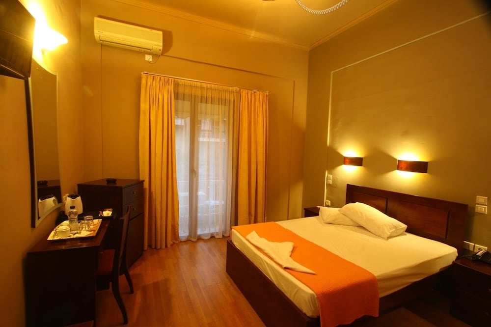 Triple Room, Balcony, City View