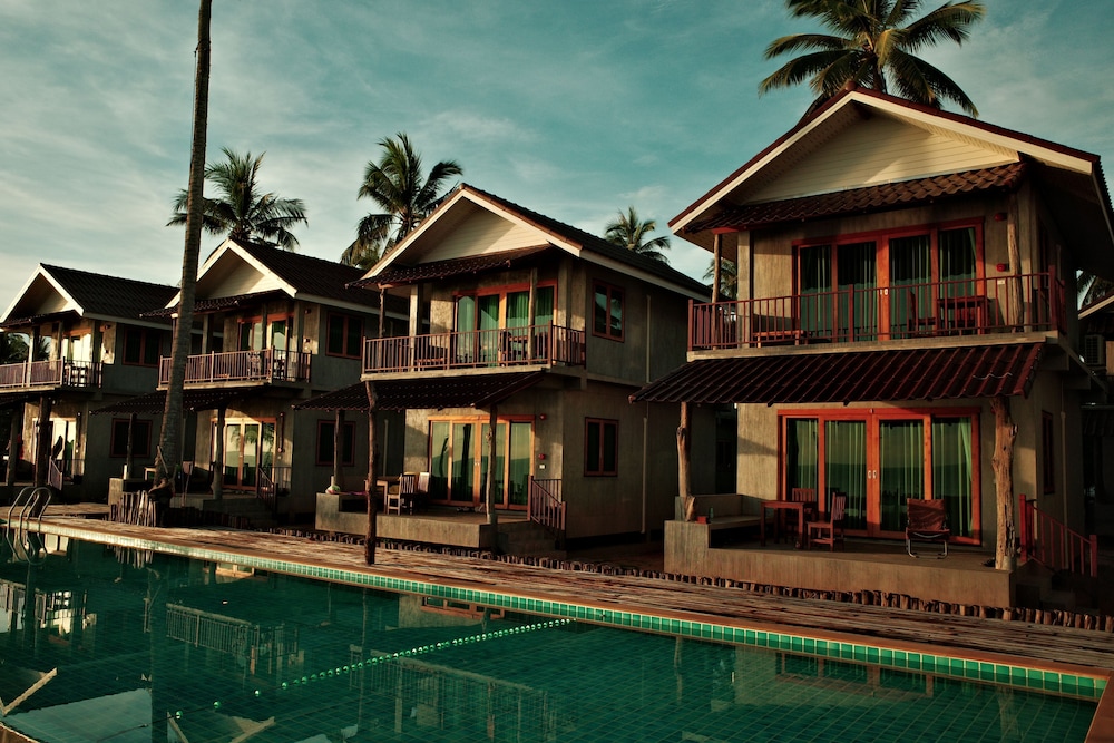 Signature Double Room, Beach View