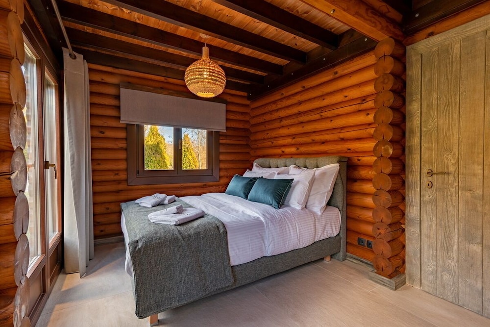 Luxury Villa photo 1