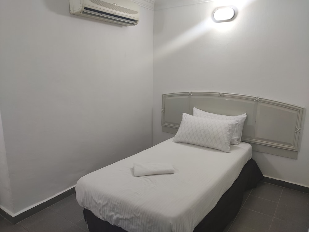 Standard Single Room, No Windows photo 1