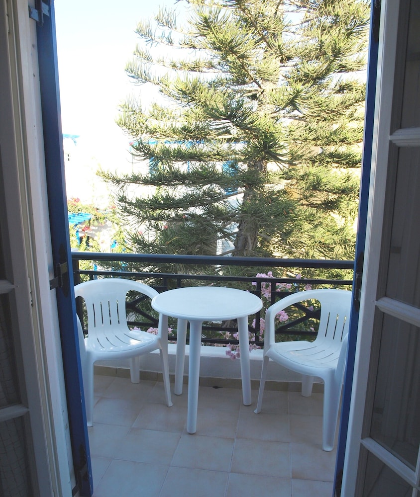 Standard Double or Twin Room - Photo 4