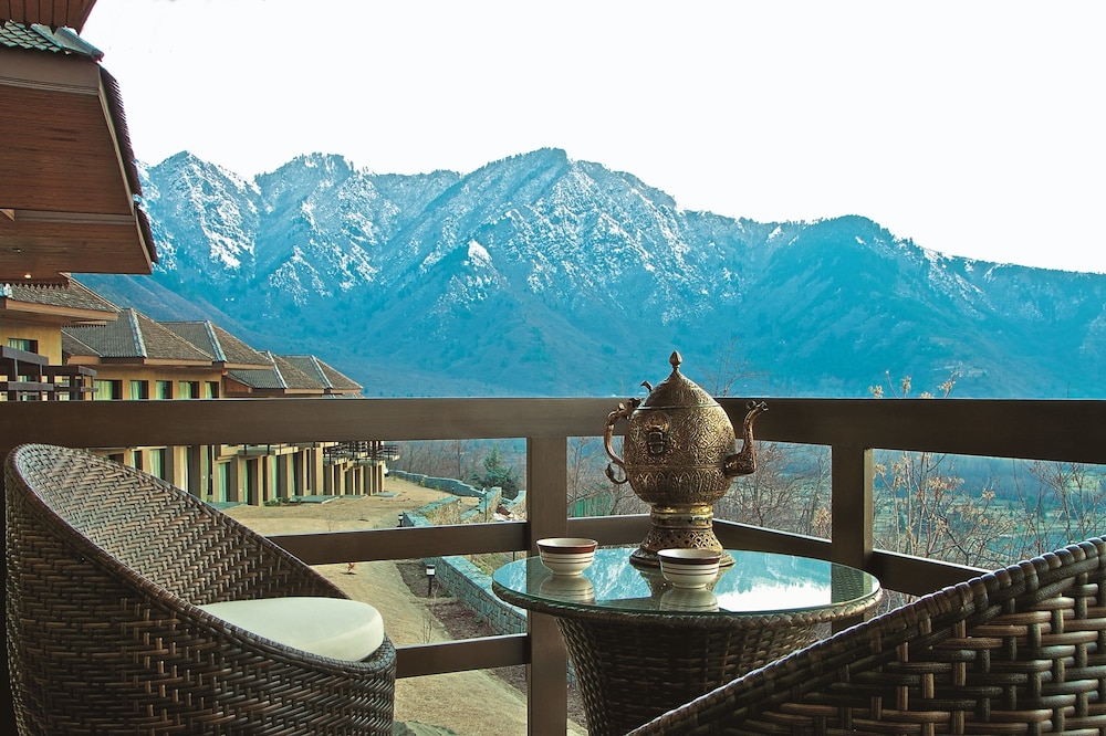 Room, 1 King Bed (Grand Luxury) - Photo 4