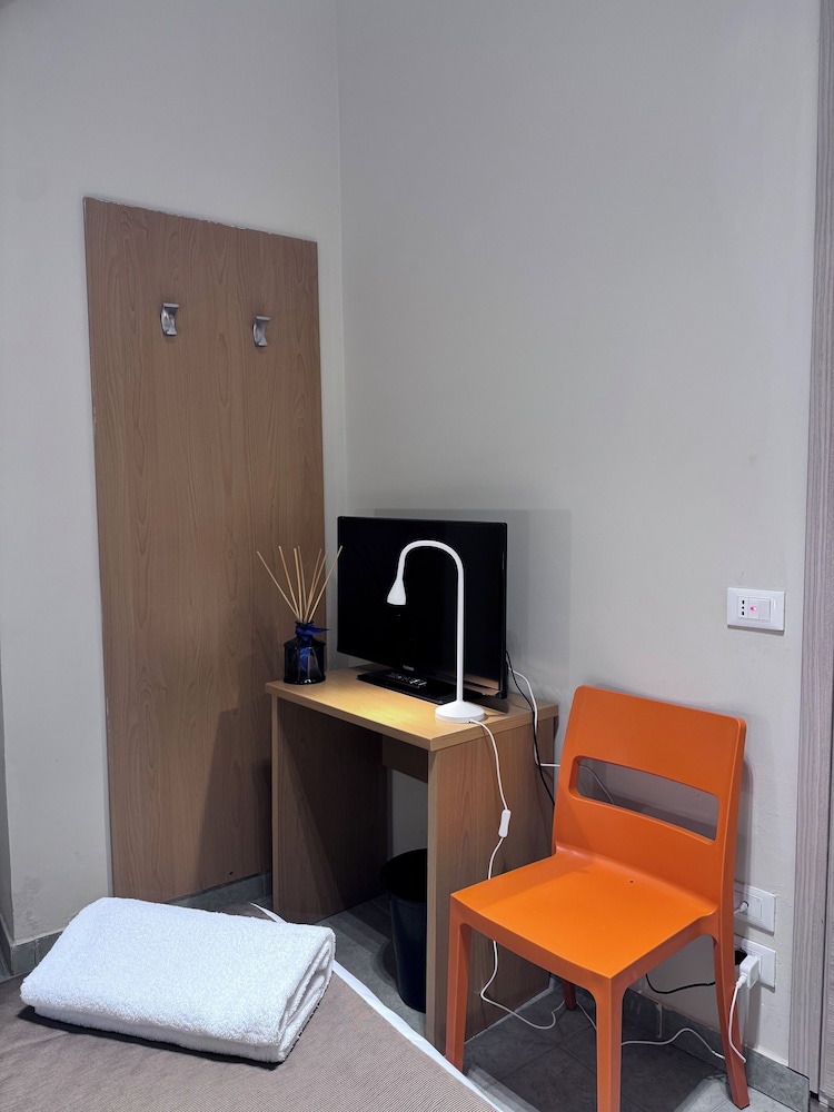 Economy Single Room
