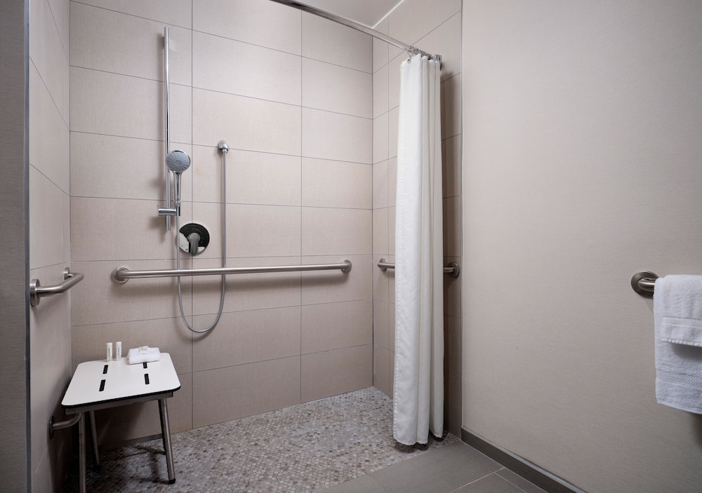 Sheraton Grand Rapids Airport Hotel, Foto 4