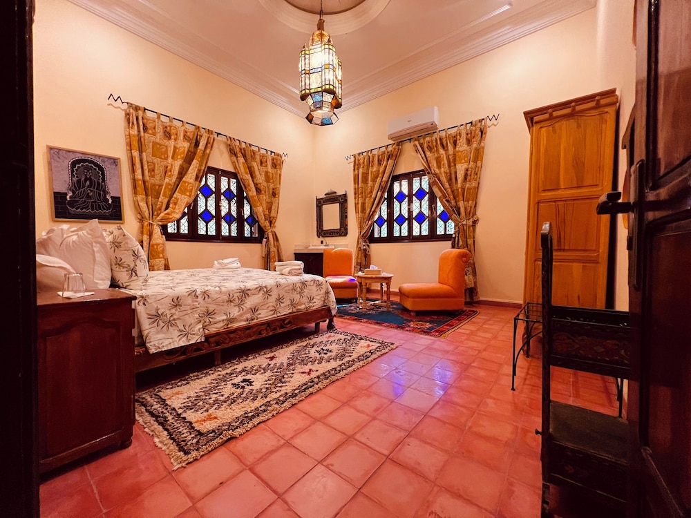 Comfort Suite photo 1