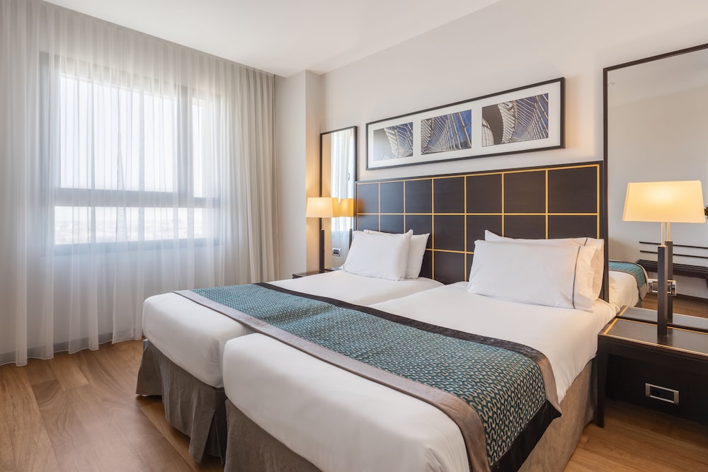 Habitación Doble de Uso Individual, 1 Cama Doble o 2 Camas Individuales, Vista a la Ciudad