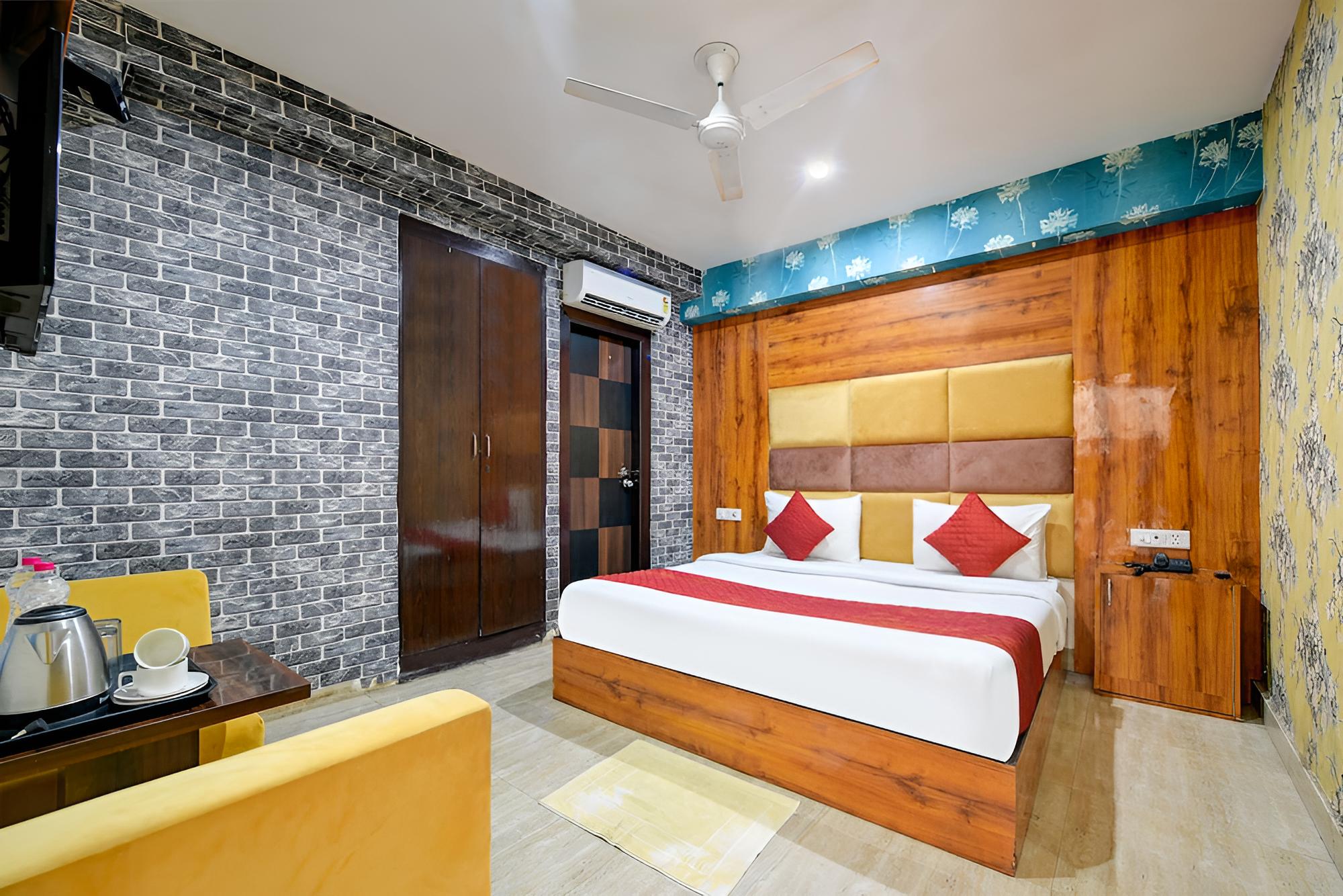 Superior Double or Twin Room - Photo 3