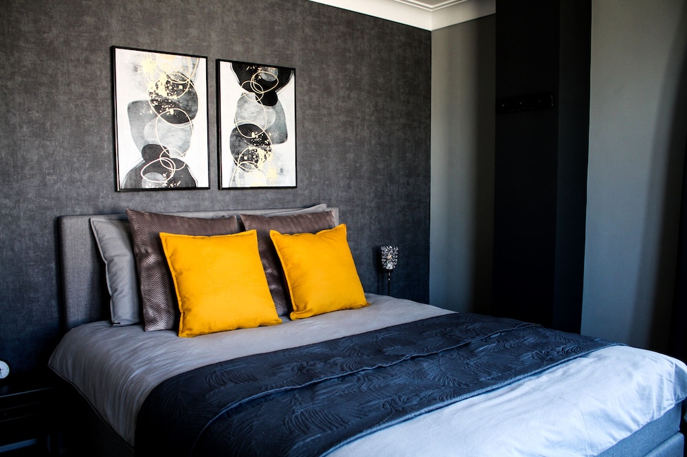 Suite photo 1