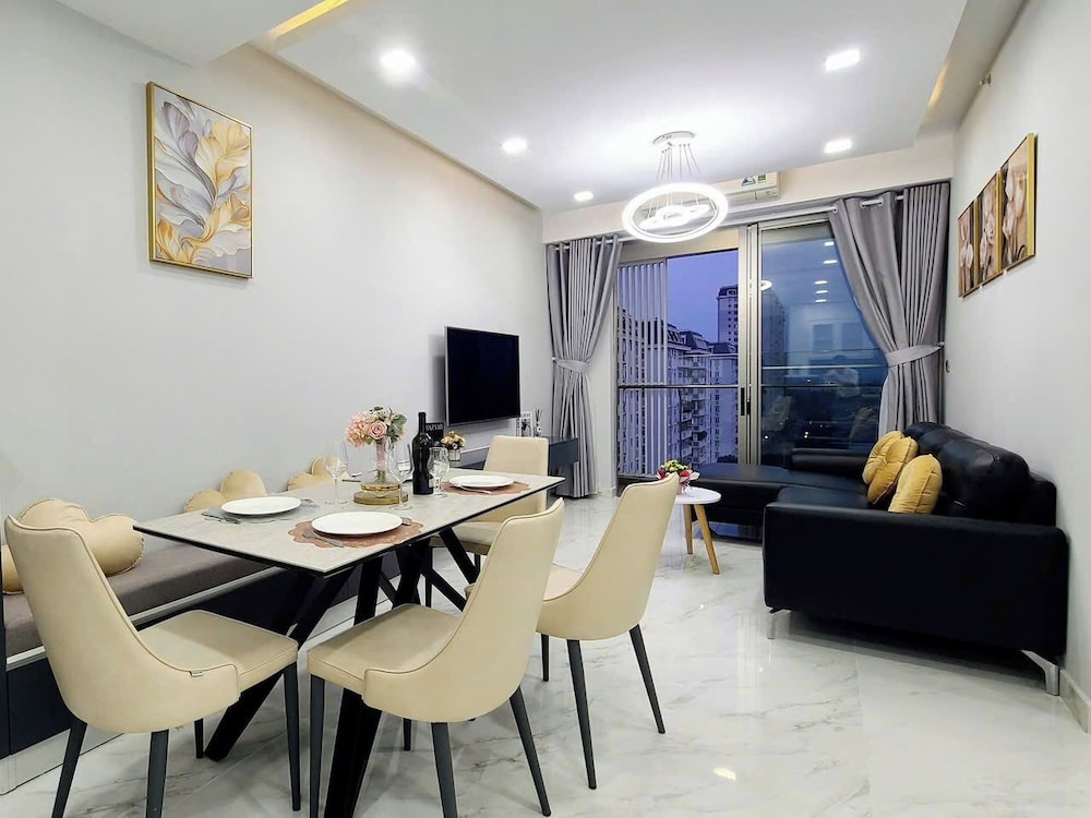 Grand Suite, 1 Bedroom, Club Lounge Access, City View photo 3