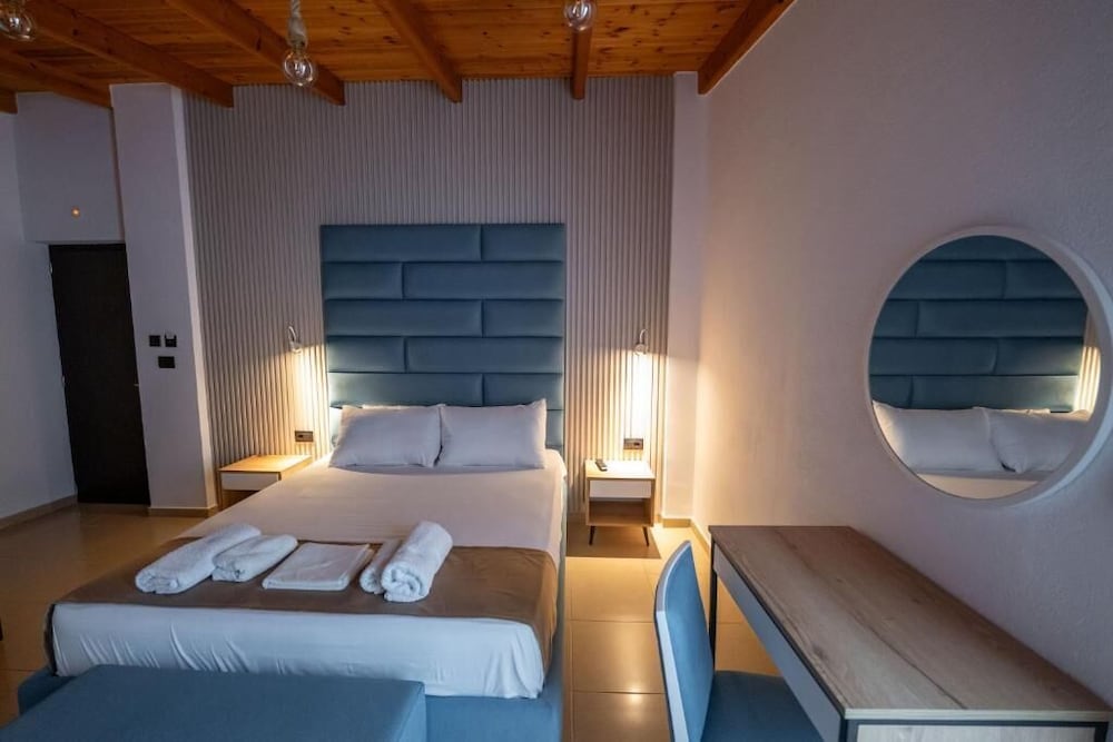 Double Room, Hot Tub photo 1