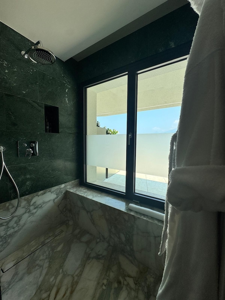 Junior Studio Suite, 1 Bedroom photo 3