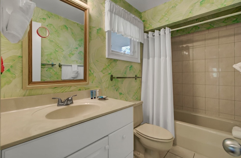 House (4 Bedrooms) photo 2