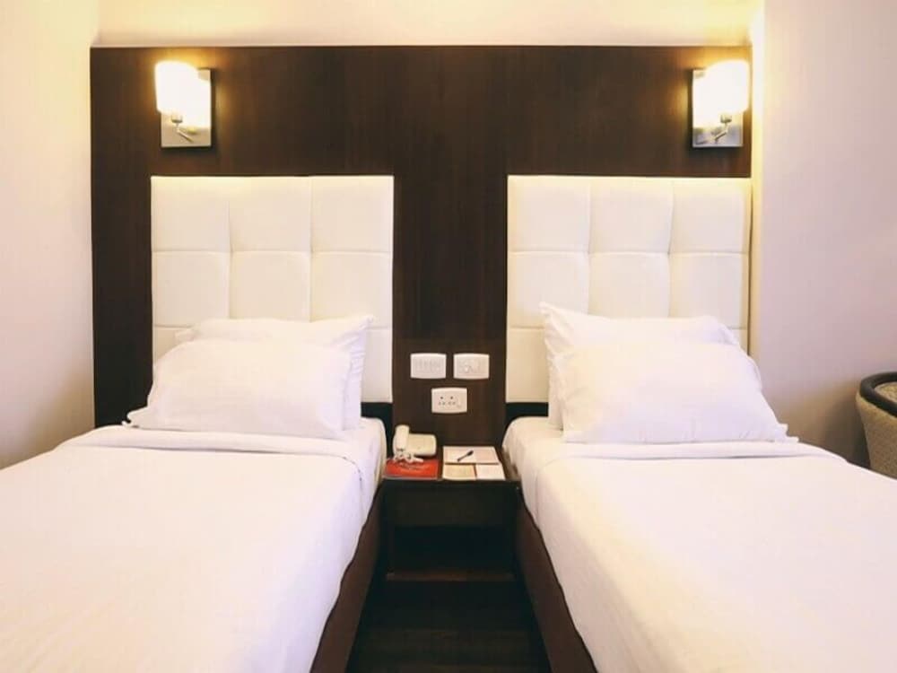 Standard Twin Room, 2 Twin Beds, City View photo 1