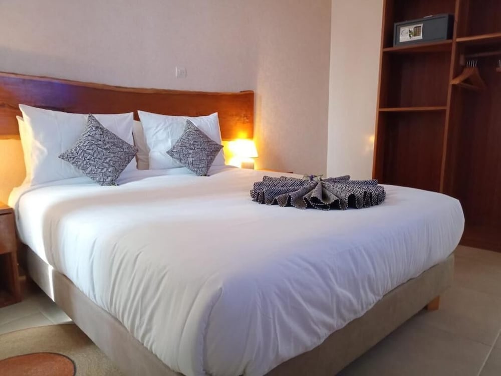 Standard Double Room, Pool View photo 3