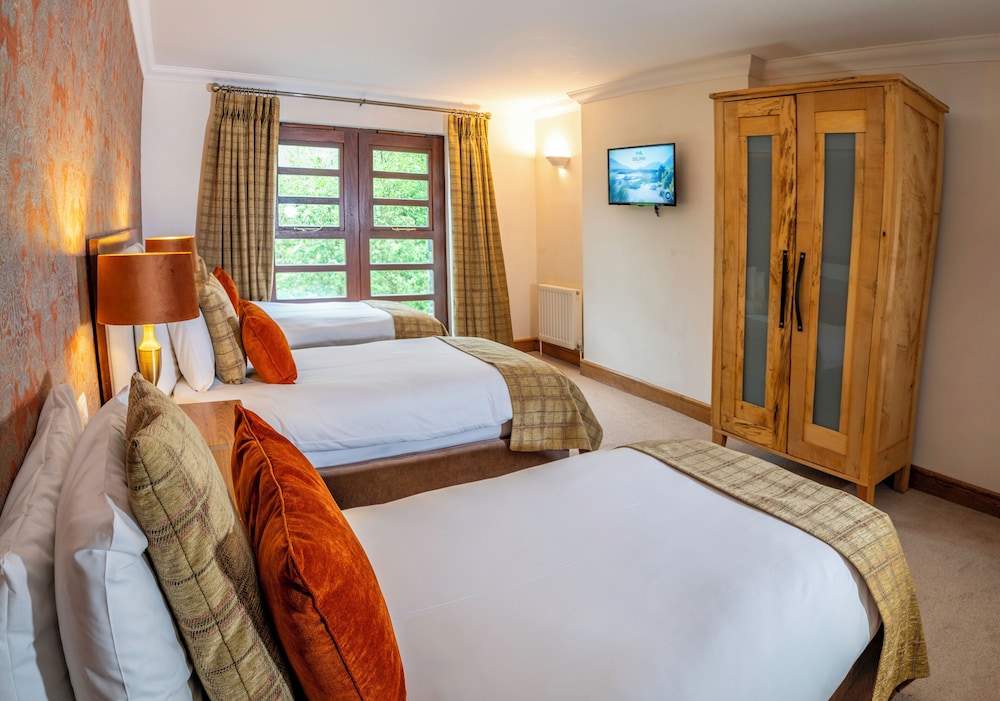 2 Bedroom Suite - Photo 3