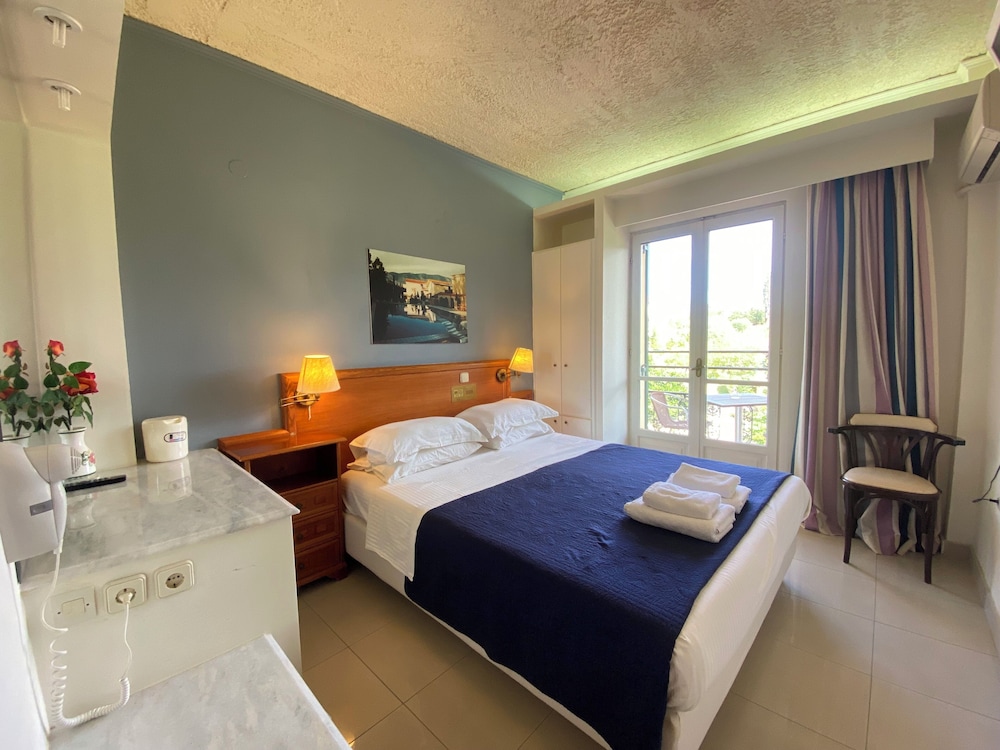 Double or Twin Room, Garden View photo 1