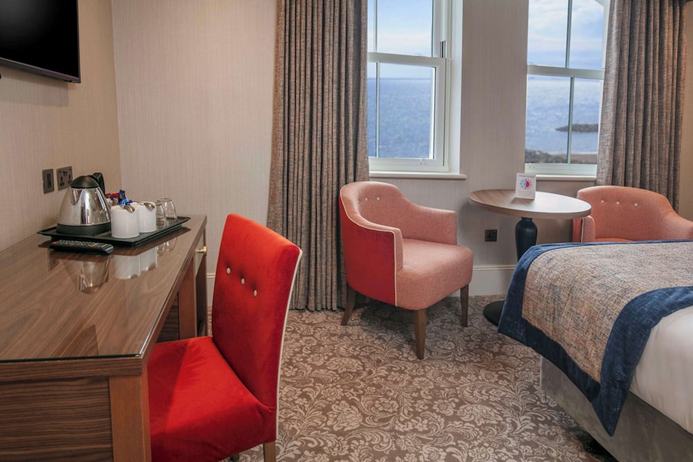 Standard Room, 1 King Bed, Sea View - Photo 3