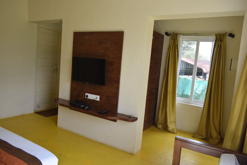 Royal Studio Suite photo 2