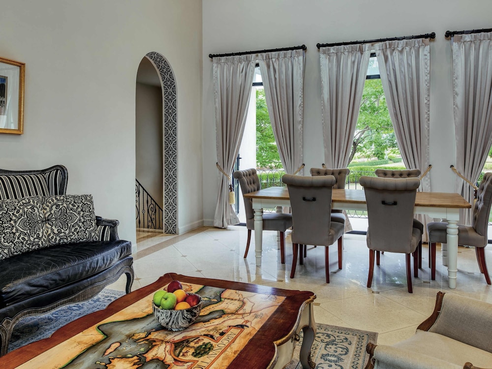Villa, 5 Bedrooms, Accessible, Private Pool photo 2