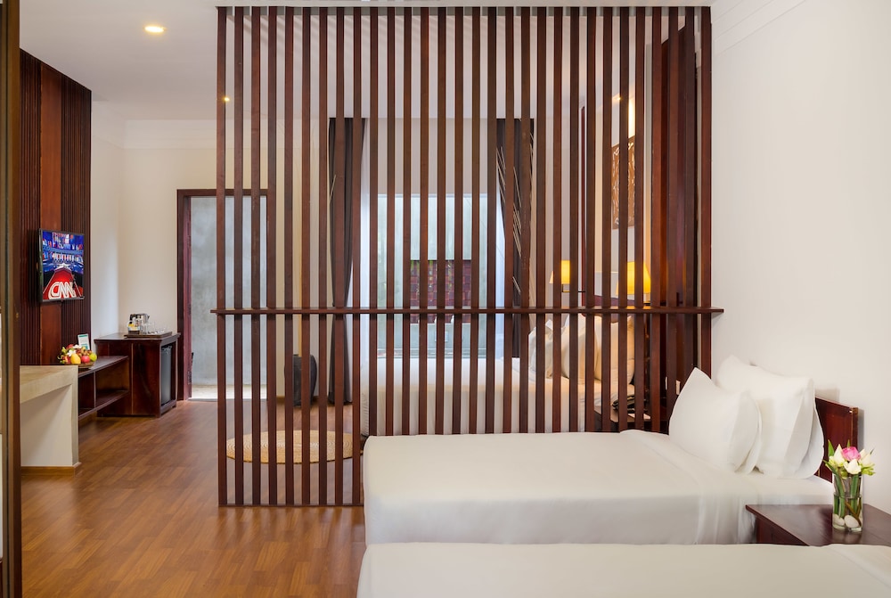 Luxury Triple Room photo 2