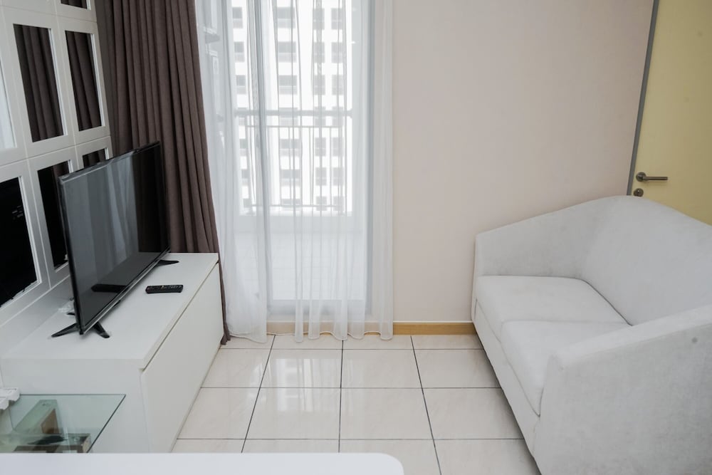 Room - Photo 17